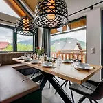 Chalet Alpinn Wellness 1