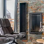 Alpinn Wellness 1 Chalet