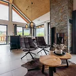 Alpinn Wellness 1 Chalet *