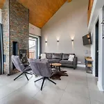 Alpinn Wellness 1 Chalet *