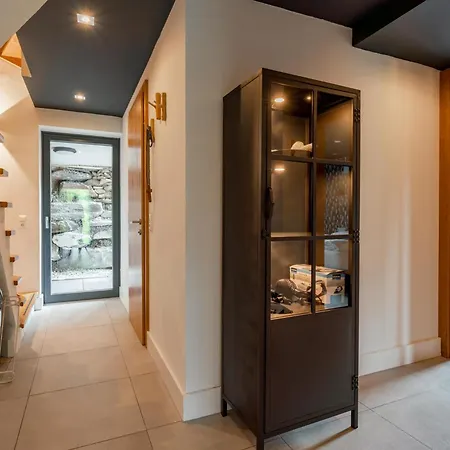 Alpesi faház Alpinn Wellness 1 *