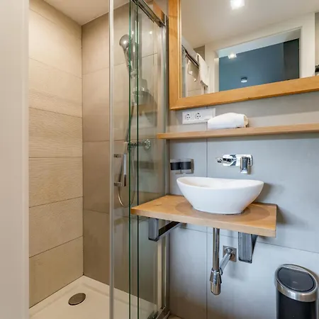 Alpesi faház Alpinn Wellness 1 *