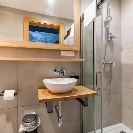 木屋 Alpinn Wellness 1 圣玛加里森