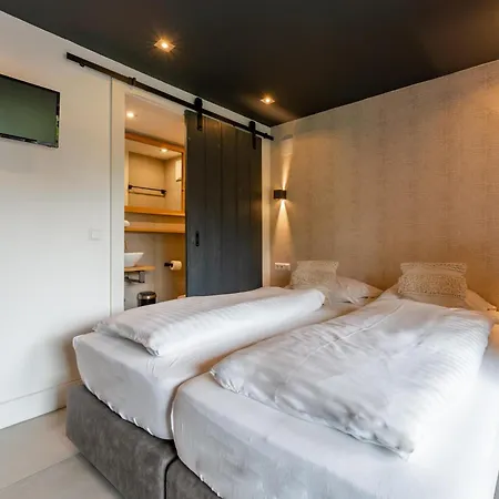 Alpinn Wellness 1 シャレー *