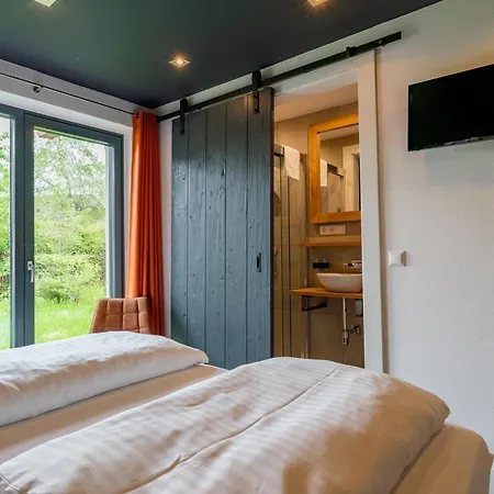 Alpinn Wellness 1 シャレー *