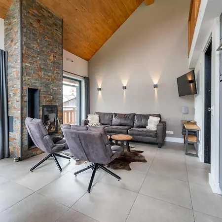 Alpinn Wellness 1 木屋 *