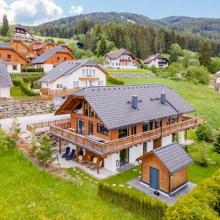 シャレー Alpinn Wellness 1 *